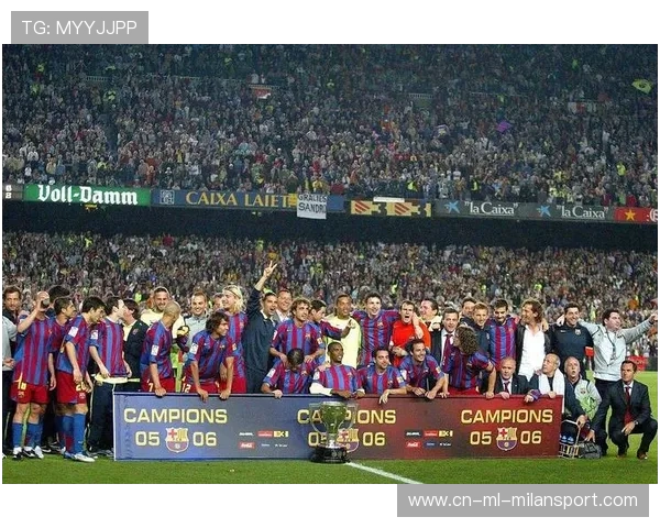 巴萨连续控球掌握局势，佩德里搓射偏出