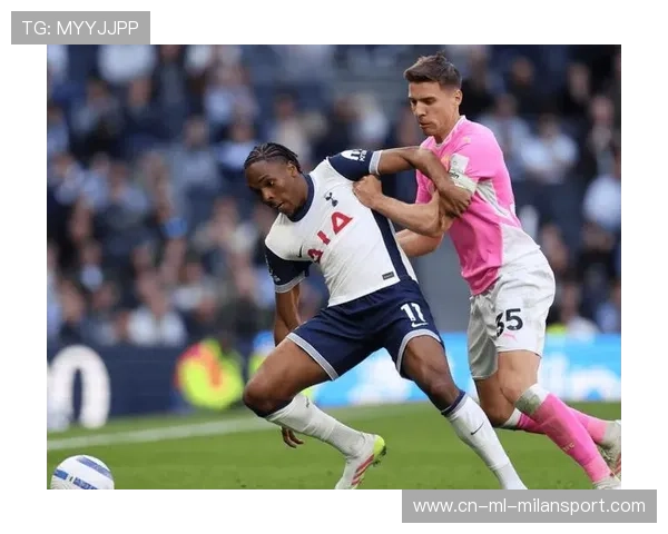 孙兴慜禁区前沿左脚抽射险些破门的启示与热爱