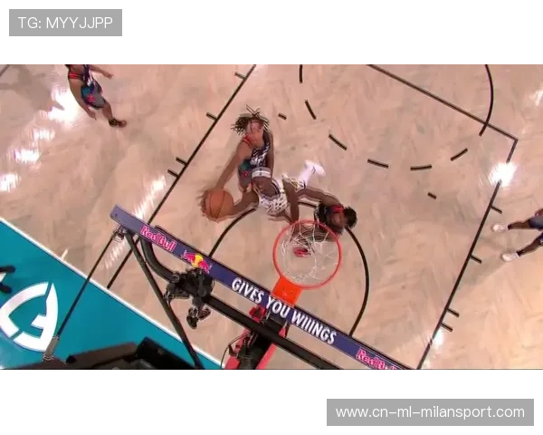 米切尔妙传空切队友轻松上篮，骑士反攻得手